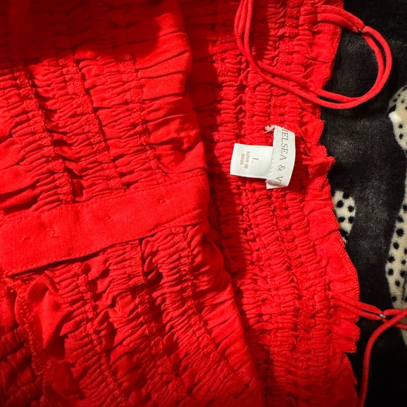 Chelsea & Violet Vibrant Red Ruched Top - Picture 3 of 3